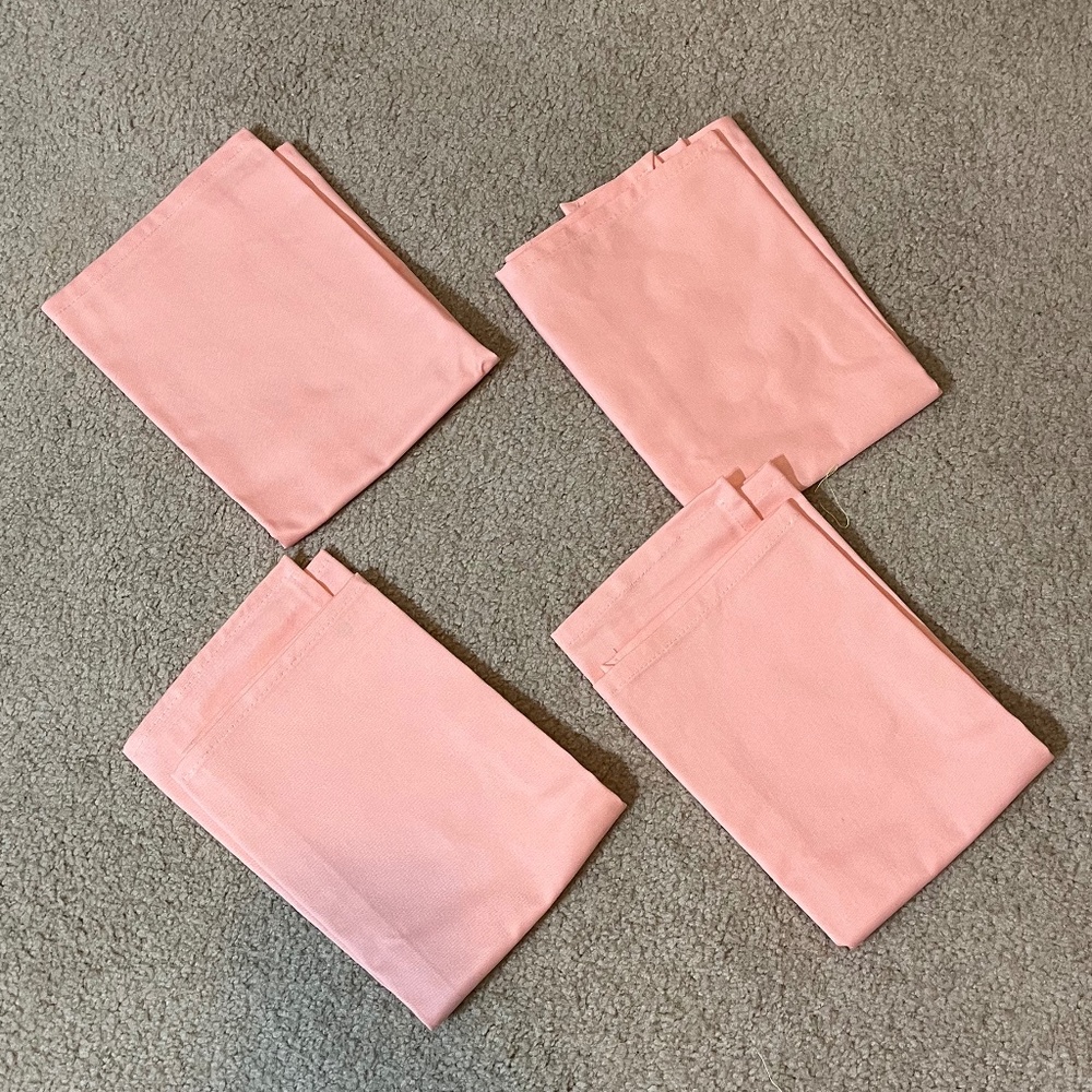 NEW set of 4 peach linen napkins 100% cotton